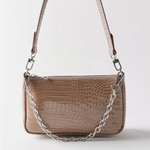 NWOT UO Rosie Chain Baguette Bag in Brown OS - Picture 1 of 14